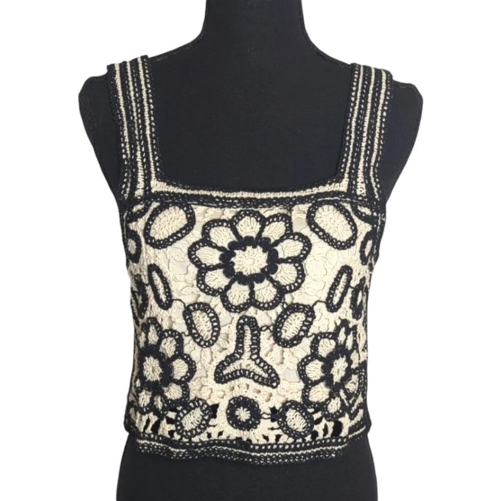 NEW Rebellion Crochet Tank Top Floral Fully Lined Crop Black and Cream Size XS - Picture 12 of 12